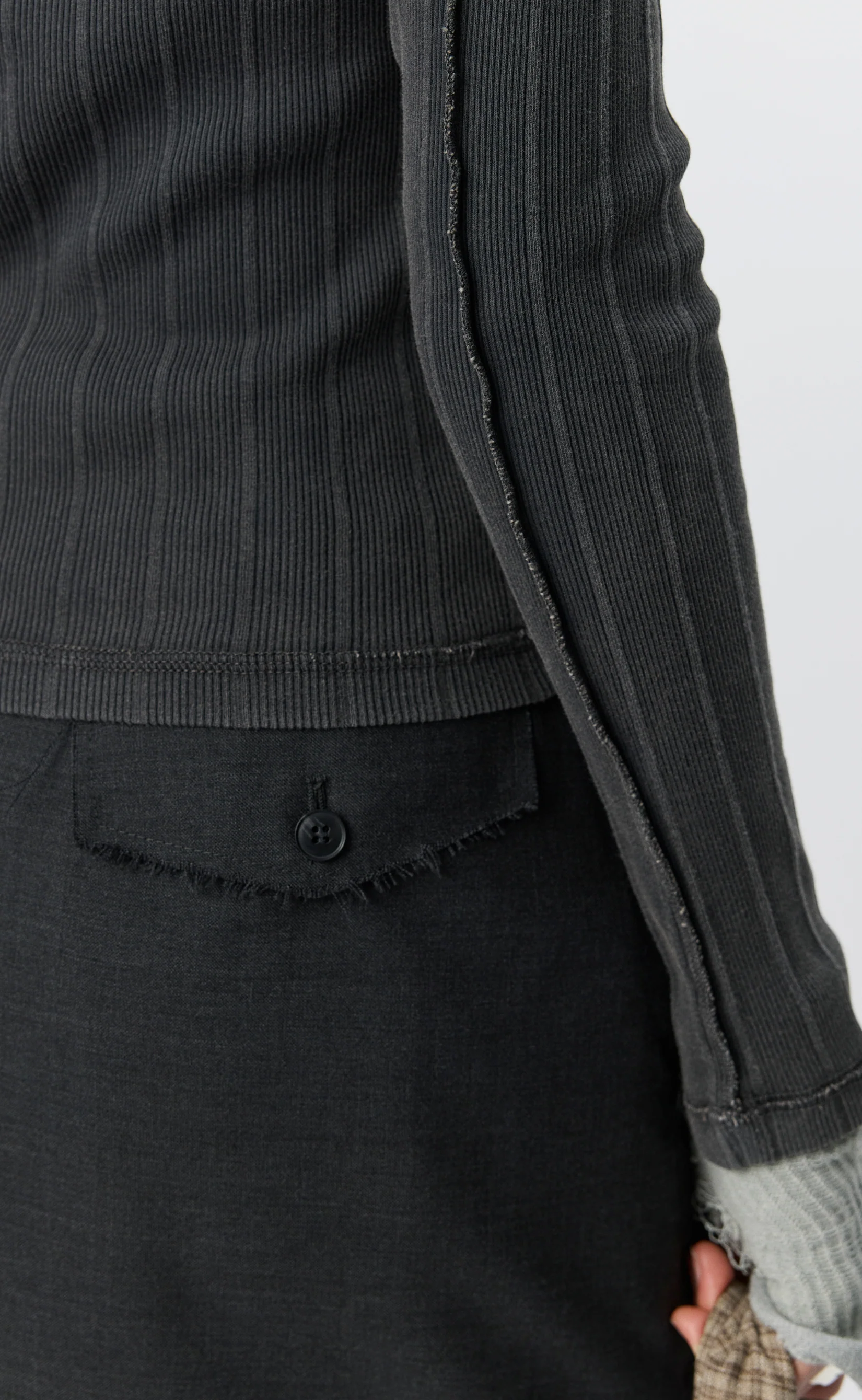 LS Rib Tee - Washed Graphite - Image 5
