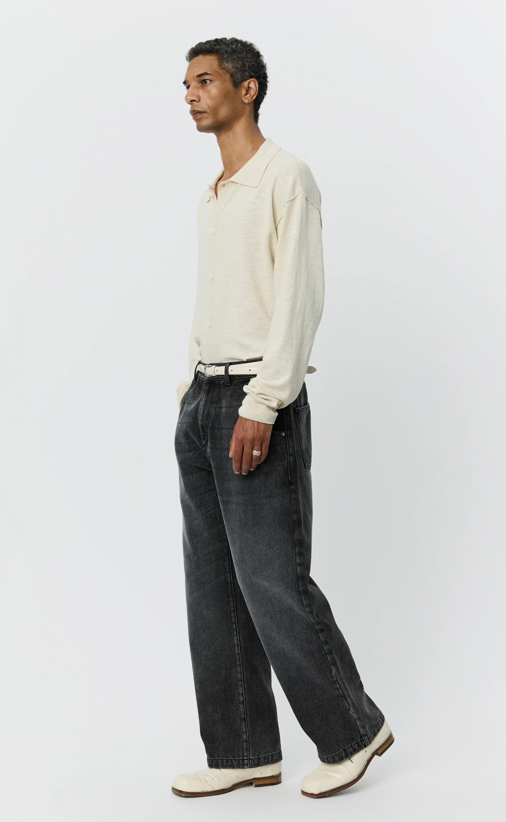 Straight Cut Jeans - Stonewashed Black - Image 4